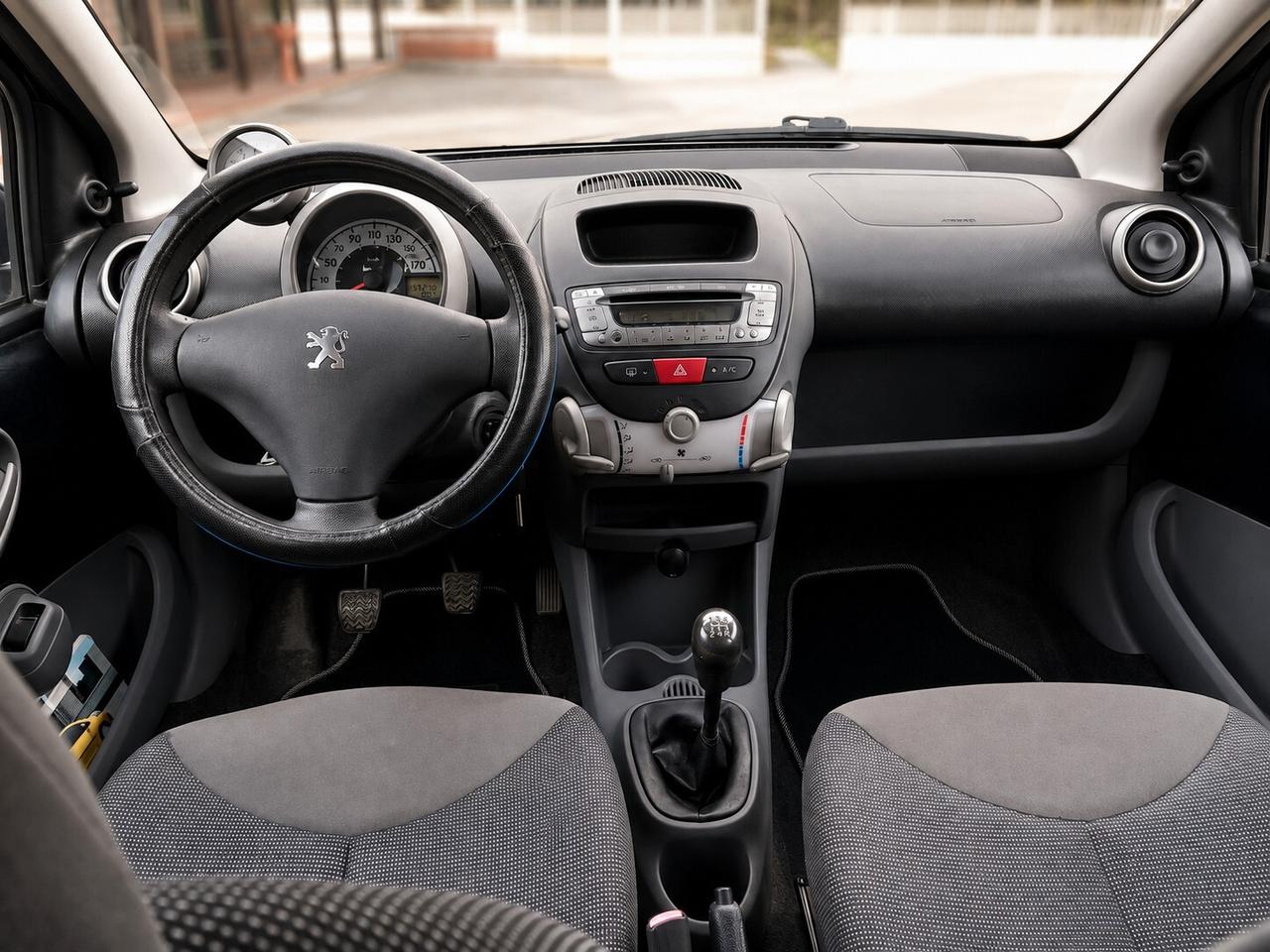 Peugeot 107 1.0 68CV 5p. Plaisir