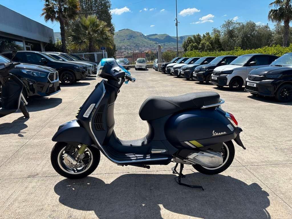 Piaggio Vespa 310 GTS SuperTech Nuovo pronto consegna Tua a solo 77 Euro al mese