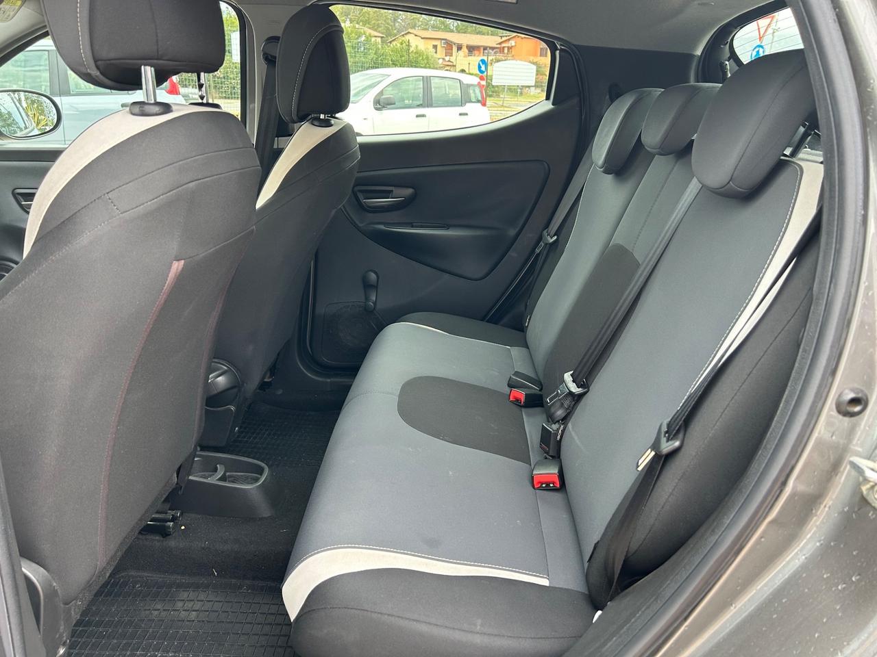 Lancia Ypsilon 1.3 MJT 16V 95 CV 5 porte S&S Elefantino