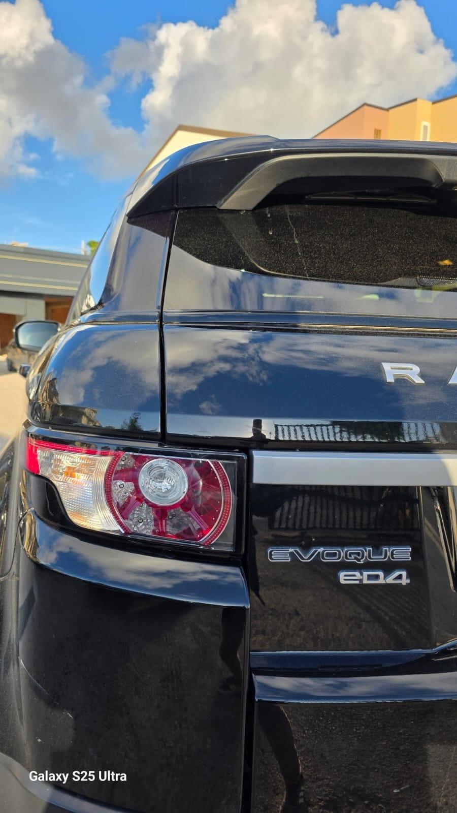 Land Rover Range Evoque 2.2 TD4 5p. Dynamic