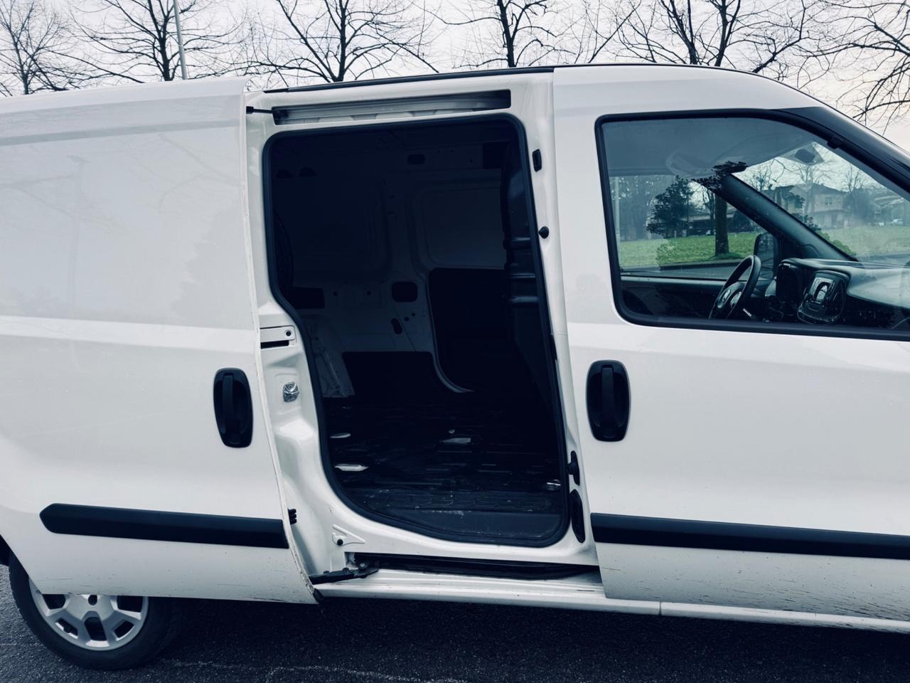 Fiat Doblo Doblò 1.4 T-Jet Natural Power PL-TN Cargo Maxi Lamierato