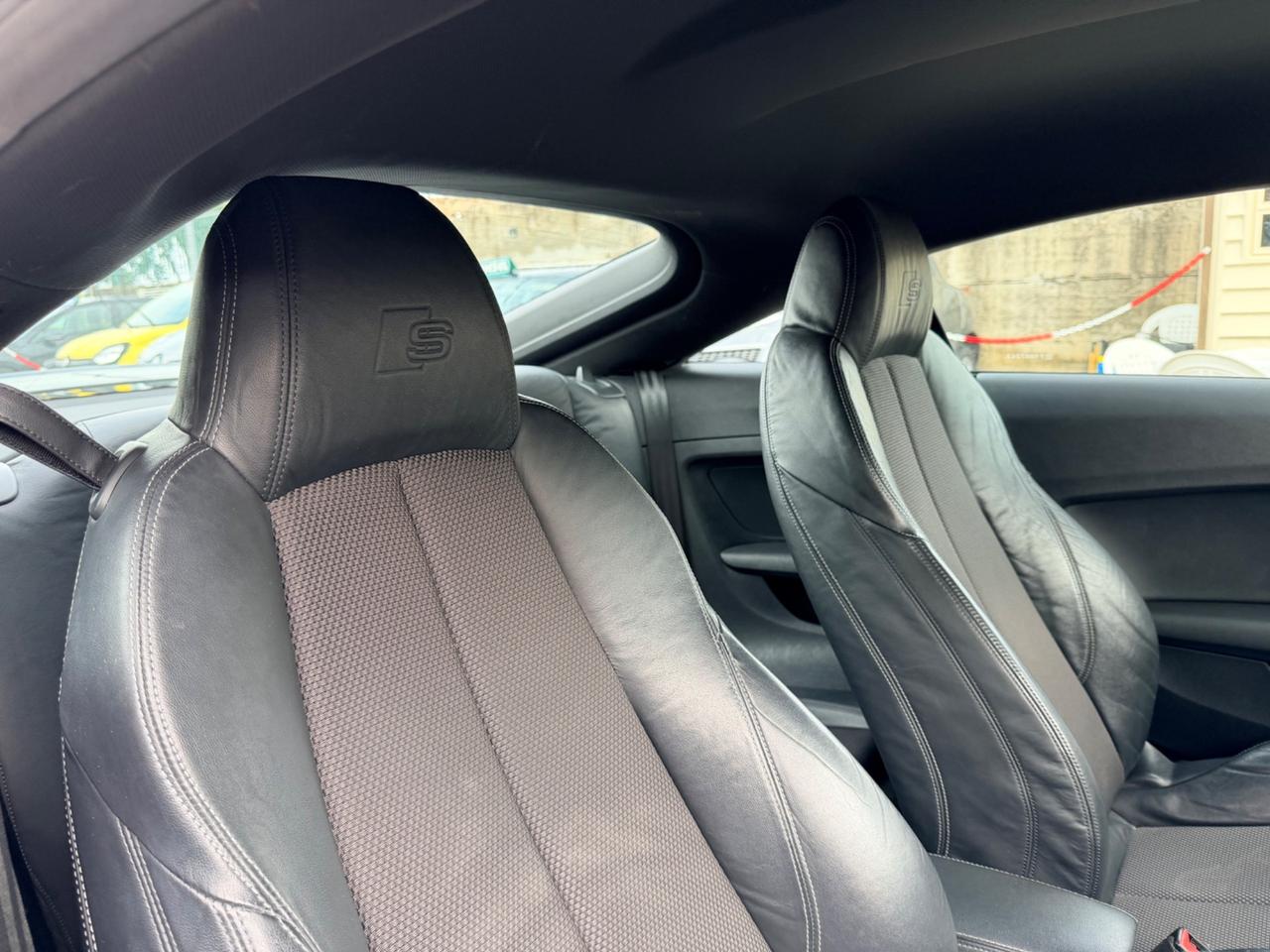 Audi TT Coupé 2.0 TDI ultra S line