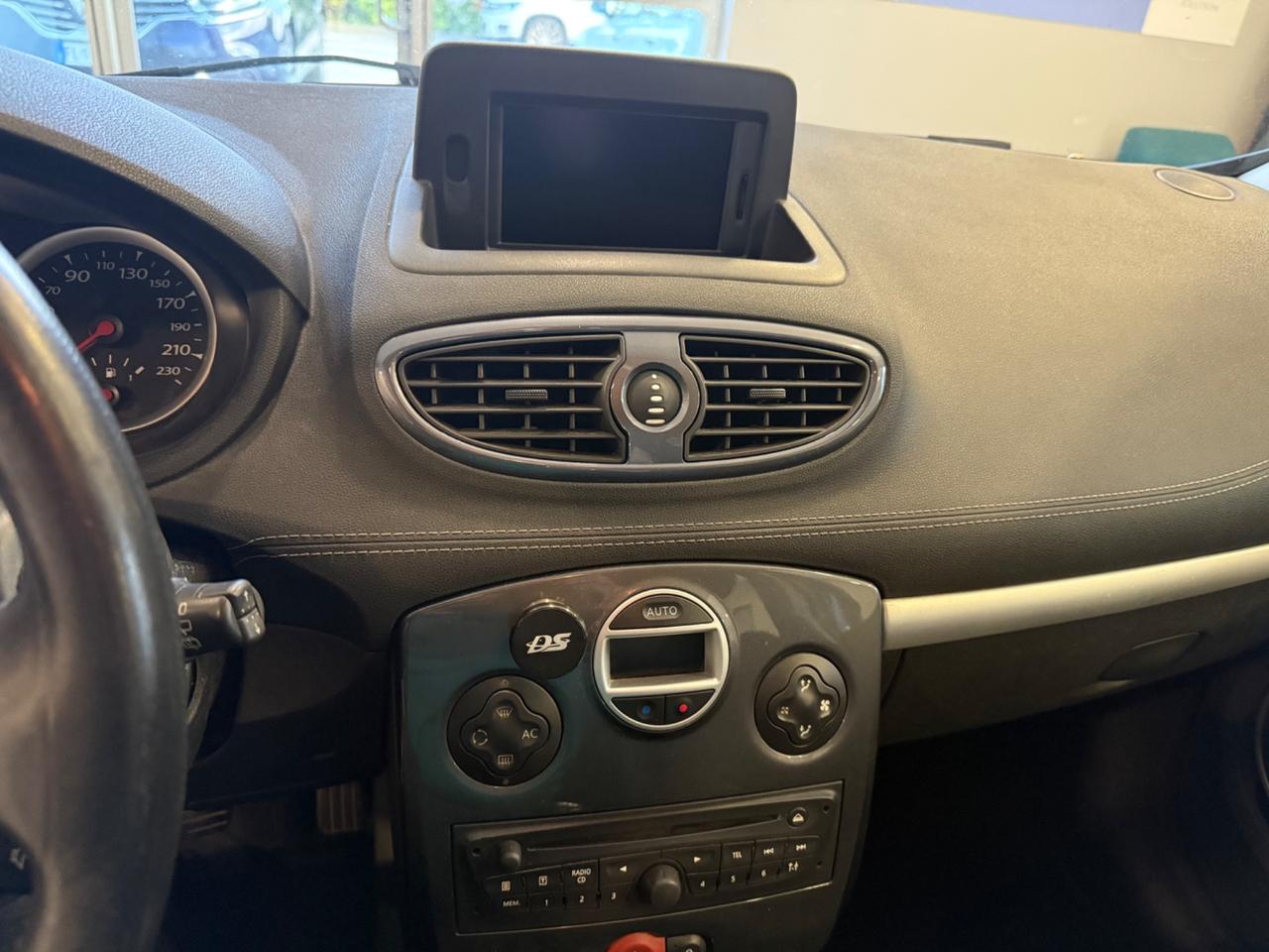 Renault Clio 1.5 dCi 75CV OK NEOPATENTATI