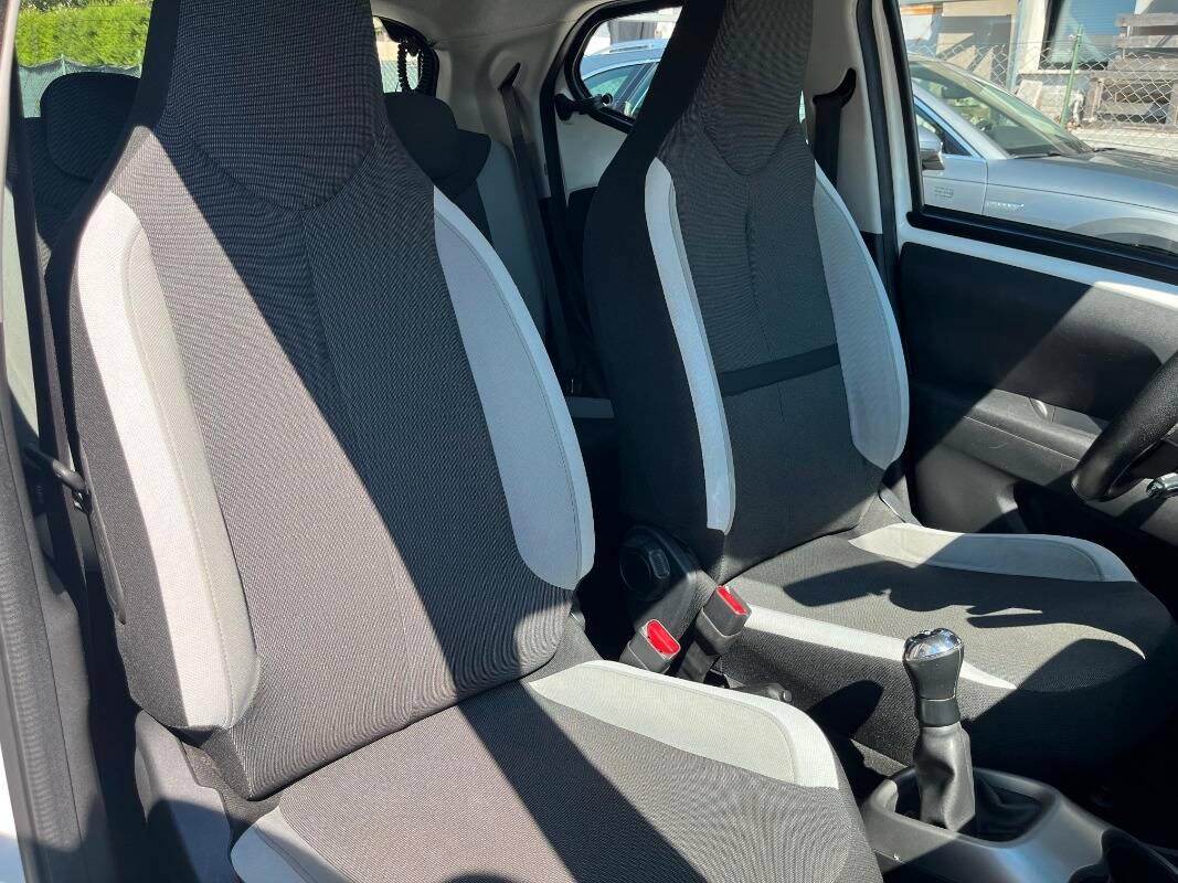 Toyota Aygo 1.0 x-pure 5p