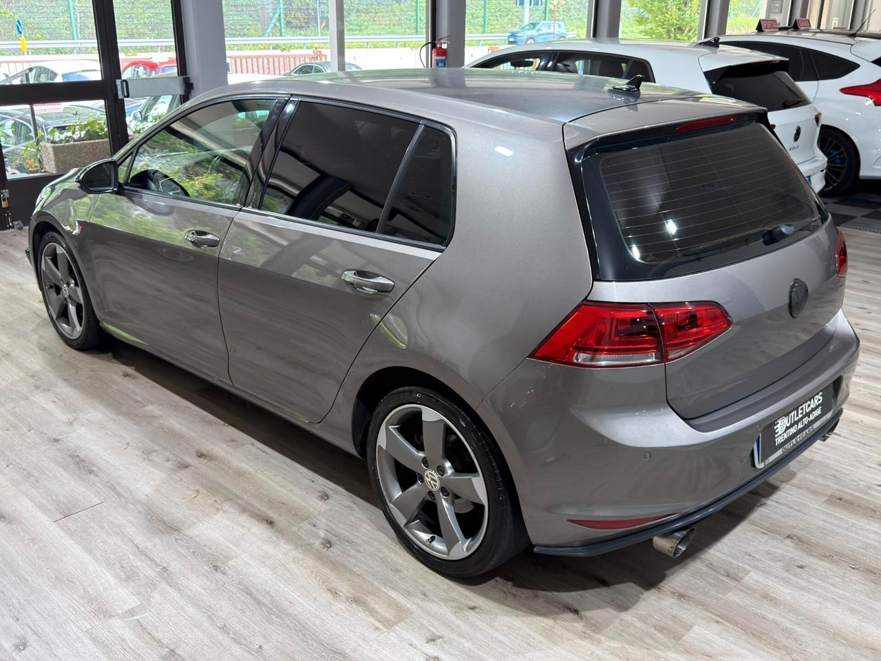 VOLKSWAGEN GOLF 7 1.6 TDI 105CV HIGHLINE