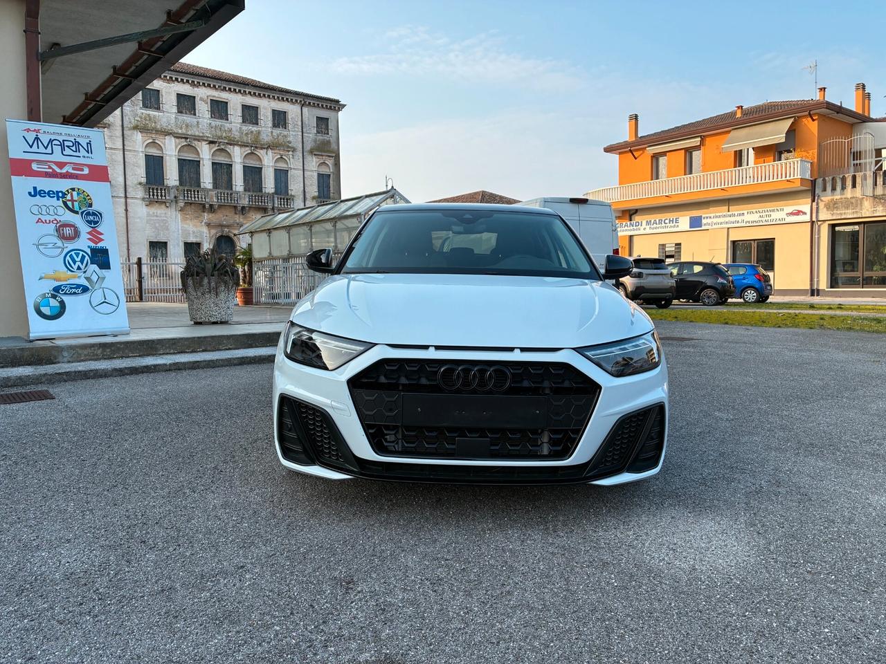 Audi A1 SPB 30 TFSI S tronic Identity Black