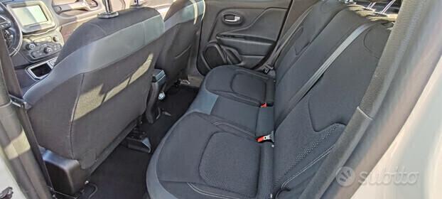 Jeep Renegade 1.6 Mjt 120cv prezzo scontato
