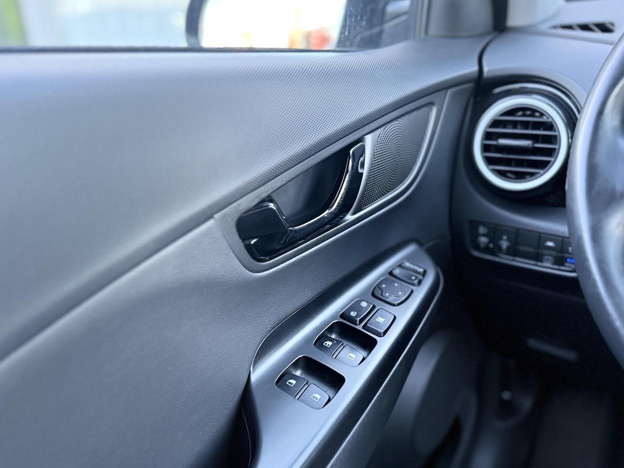 Hyundai Kona 1.6 Hybrid 105CV E6 Neo. Automatica - 2020