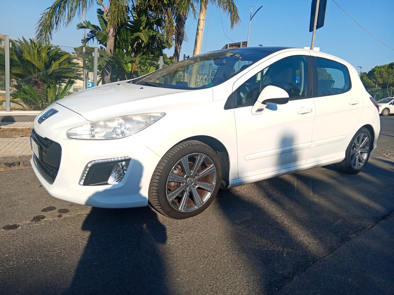 Peugeot 308 1.6 8V e-HDi 112CV Stop&Start robotiz. 5p. Active