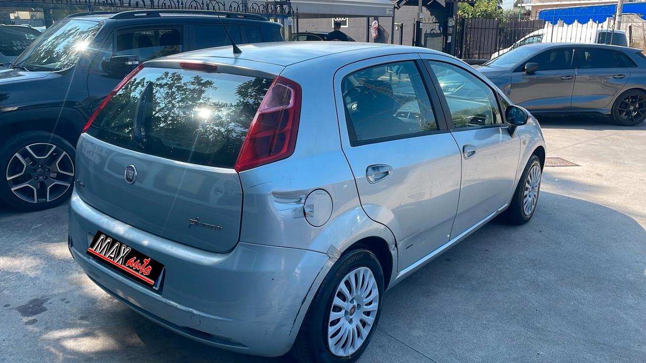 Fiat Grande Punto 1.3 MJT 75 CV 5 porte Dynamic