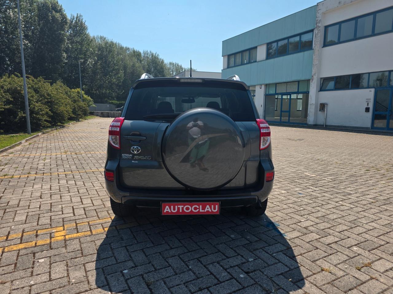 Toyota RAV 4 RAV4 2.2 D-4D 150 CV DPF Luxury