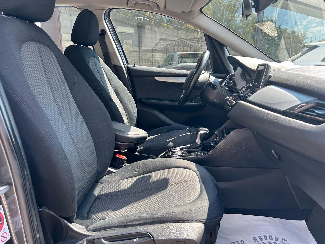 Bmw 2er Active Tourer 218d Advantage