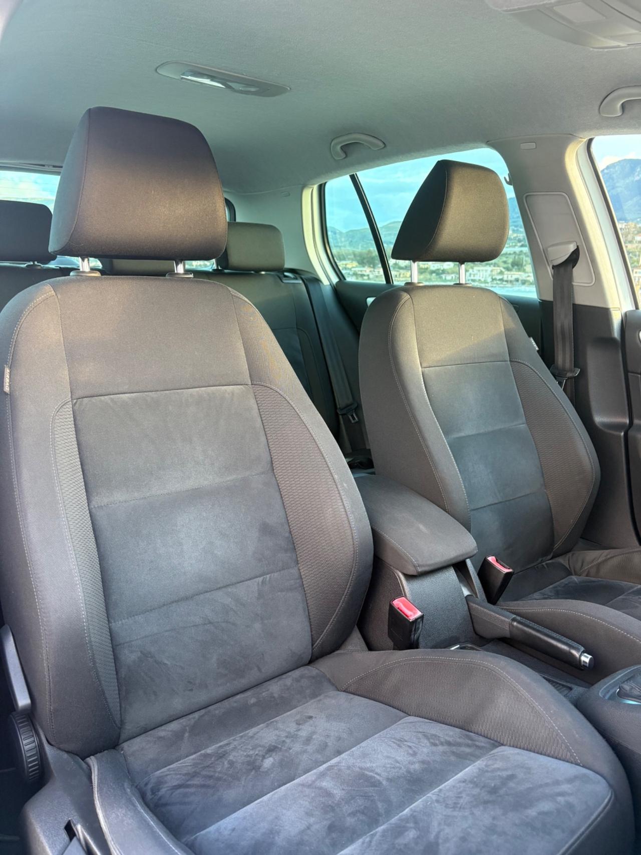 Volkswagen Golf Highline DSG Unico Proprietario