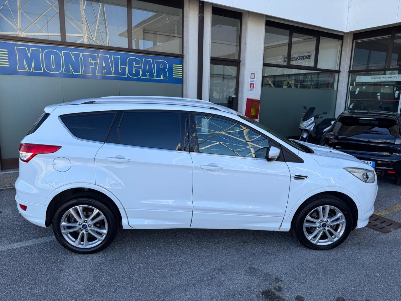 Ford Kuga 2.0 TDCI 150 CV 2WD ST-Line PERFETTA