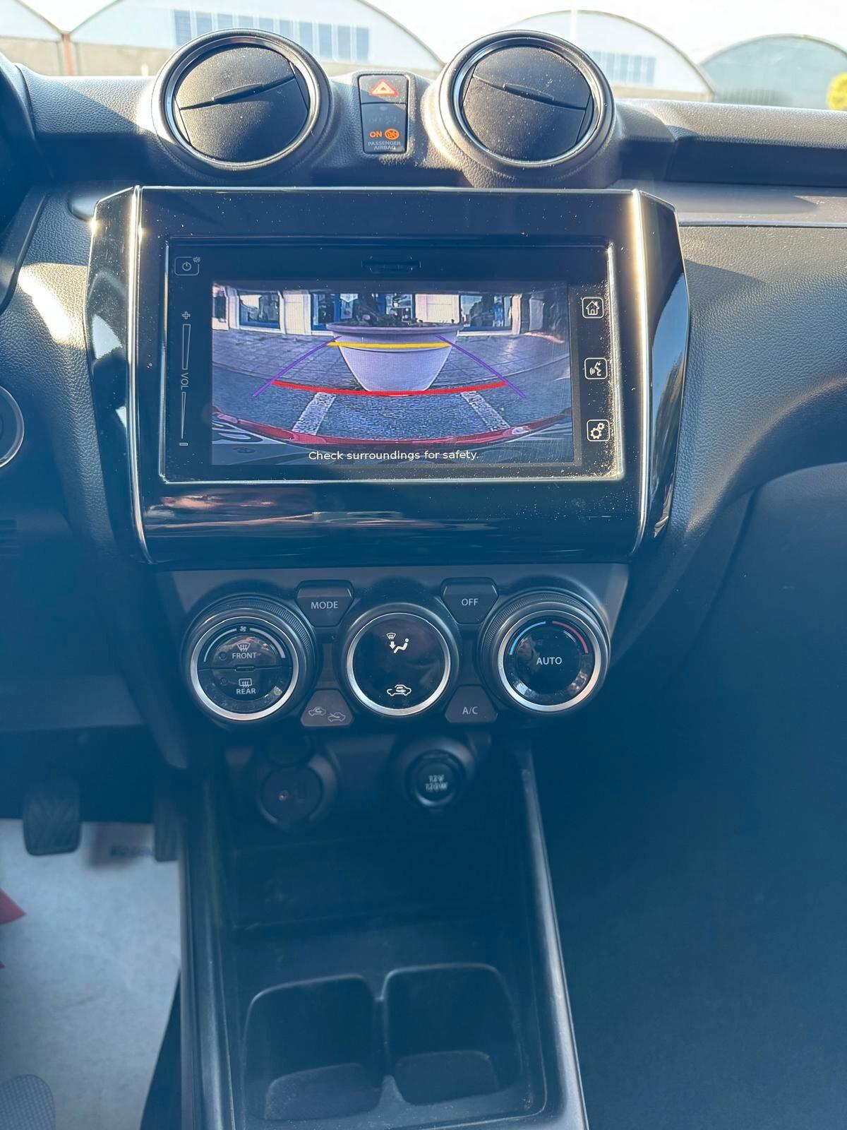 Suzuki Swift 1.2 Hybrid 4WD AllGrip Top