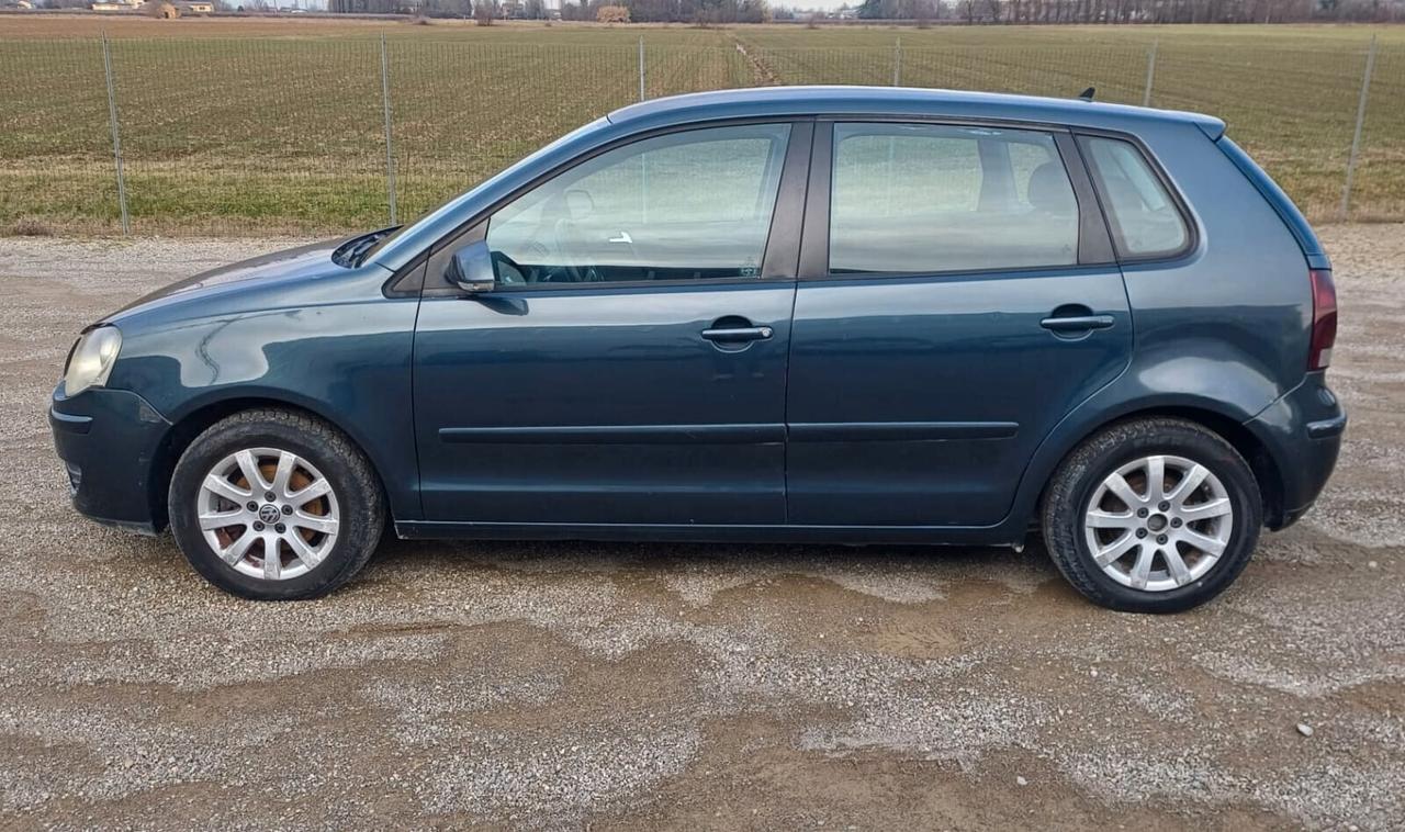 Volkswagen Polo 1.4/80CV TDI 3p. Sportline