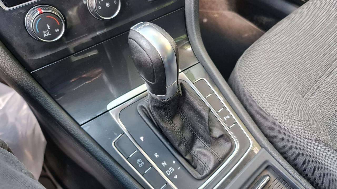 Volkswagen Golf 1.6 diesel 116cv cambio automatico dsg