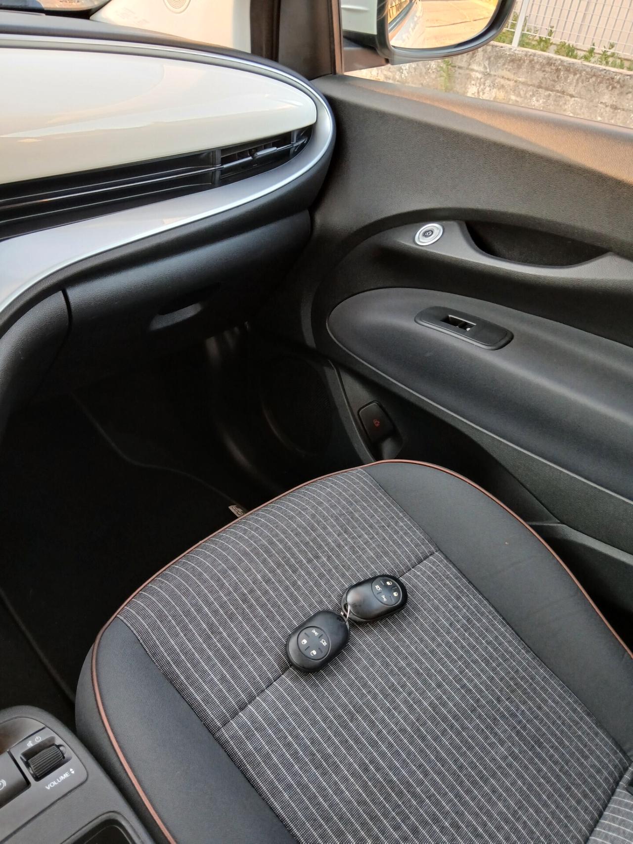 Fiat 500e Berlina 42 kWh Icon 13700€