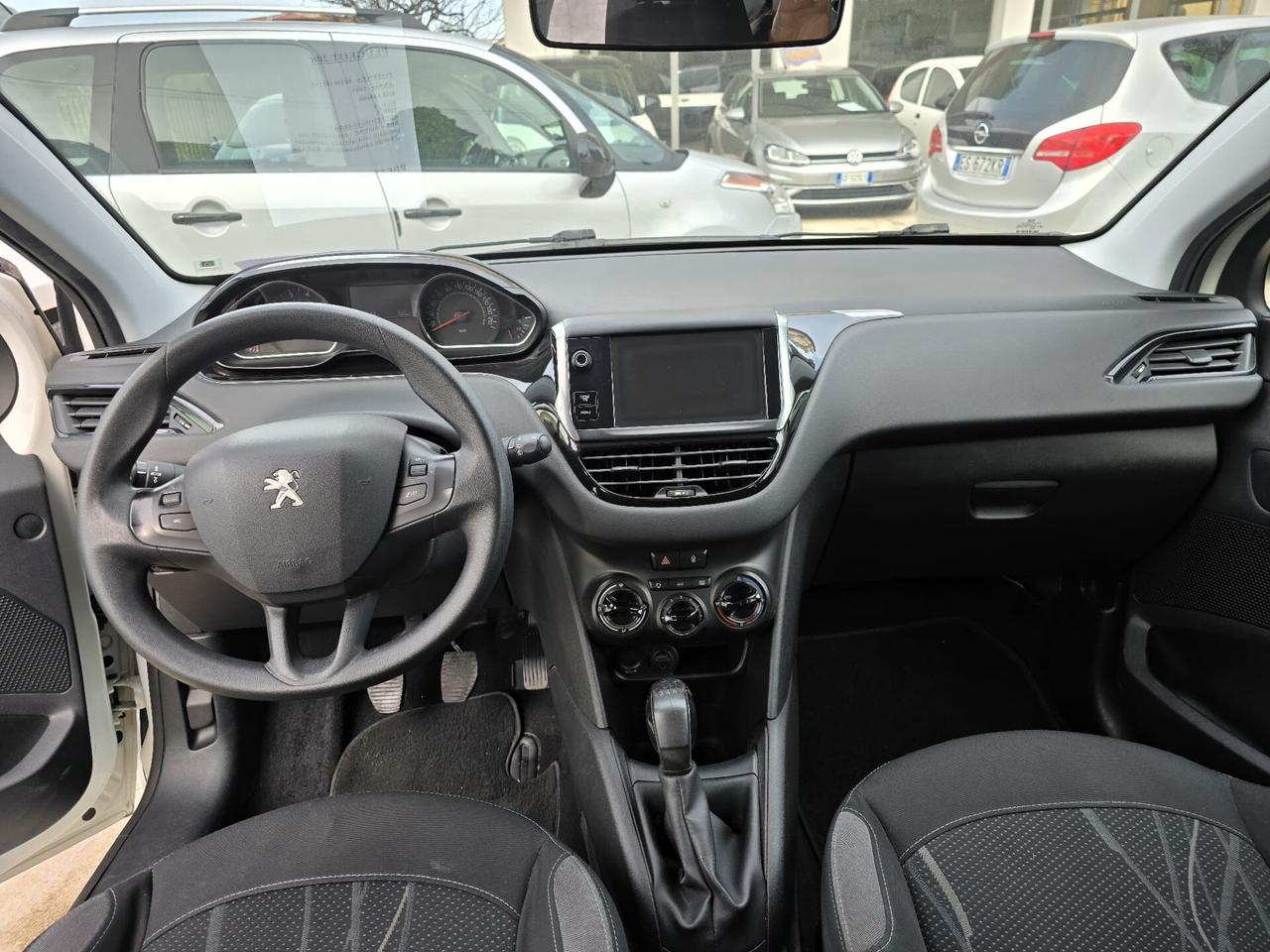 Peugeot 208 PureTech 82 5 porte Allure