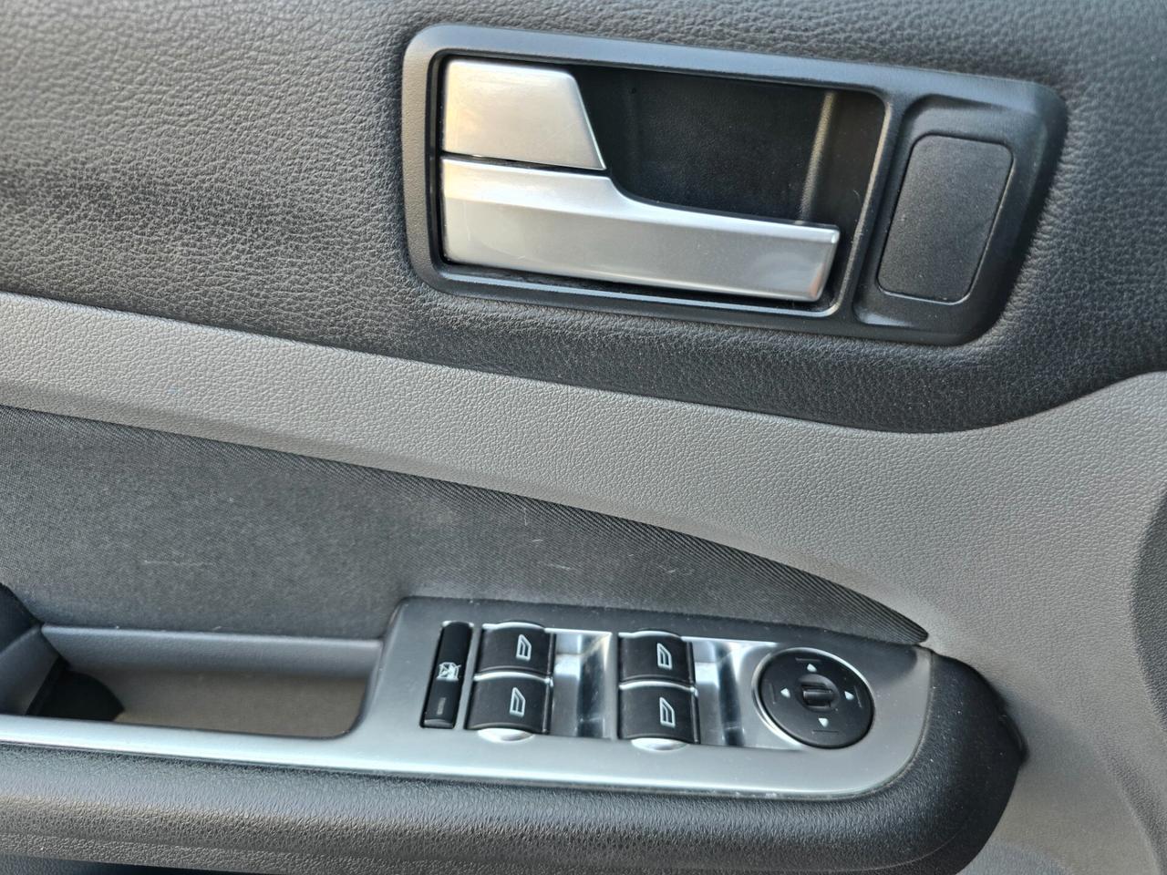 FORD FOCUS 1.6 TITANIUM "OK PER NEOPATENTATI"