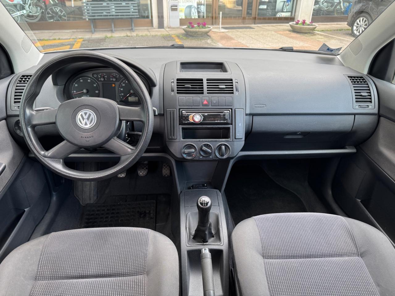 Volkswagen Polo 1.4 75CV 16V neopatentati