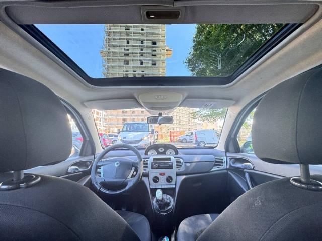 Lancia Ypsilon 1.2 8v ModaMilano