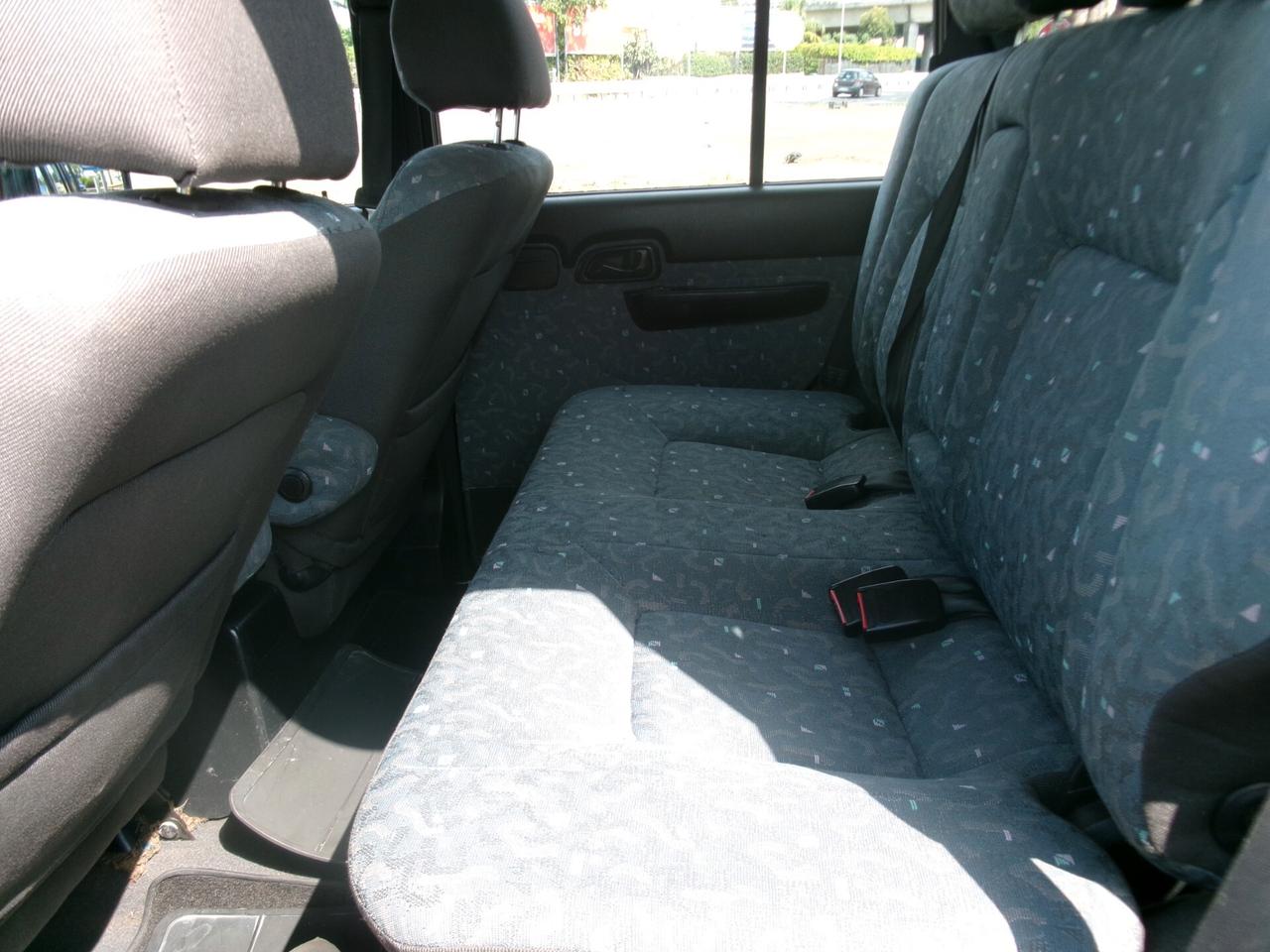 Hyundai Galloper 2.5 TDI 7 POSTI 4X4 GANCIO TRAINO CON CARRELLO COMPRESO **GUARNIZIONE TESTATA DA RIFARE**