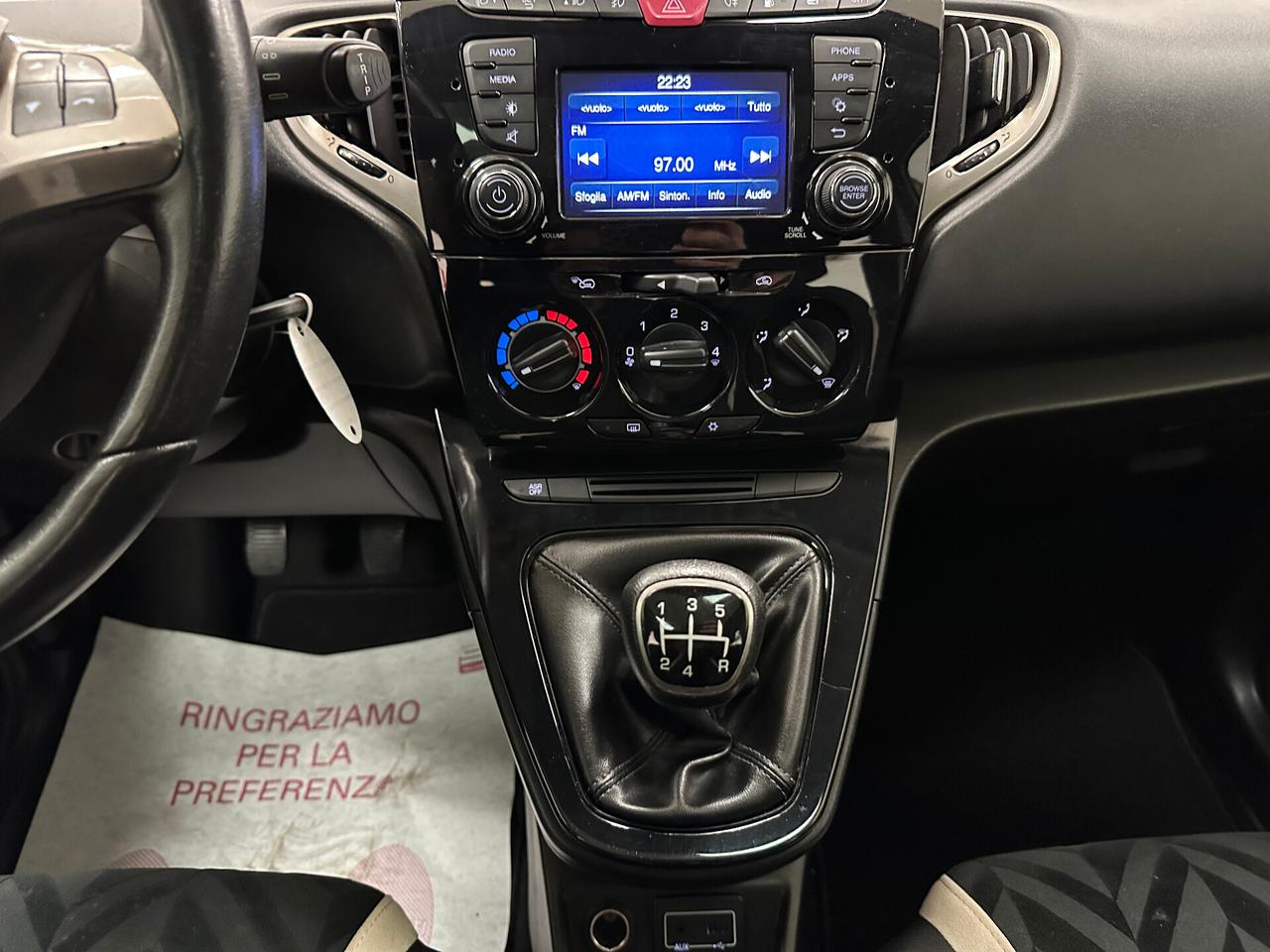 Lancia Ypsilon 1.2 69 CV 5P GPL Ecochic Gold 2017