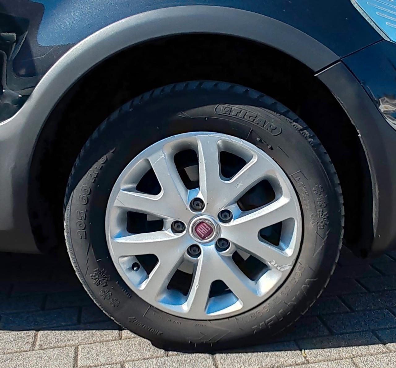 Fiat Sedici 2.0 MJT 16V DPF 4x4 Experience