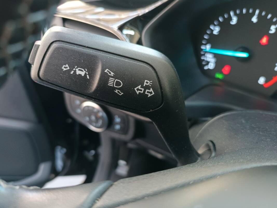 Ford Fiesta 125 cv Ibrida Titanium-GANCIO TRAINO