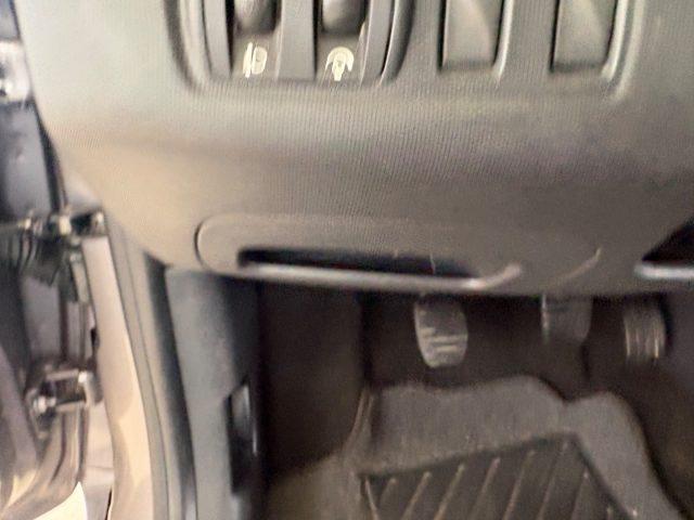 RENAULT Clio 1.2 75CV Wave OK NEOPATENTATI NAVIGATORE