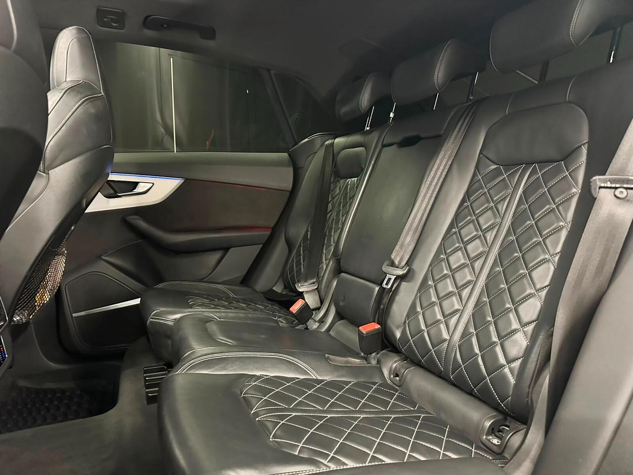 Audi Q8 50 TDI 286 CV quattro 3x S Line Full 2020