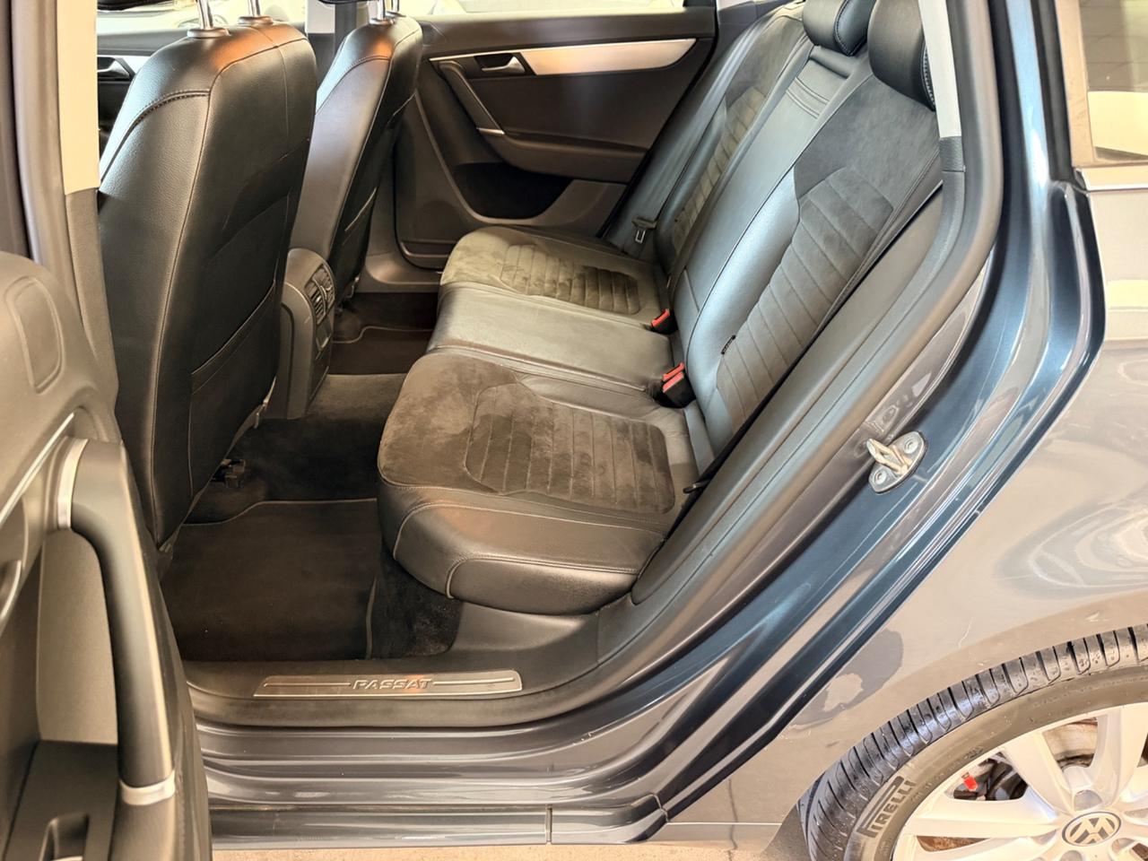 Volkswagen Passat Var. 2.0 TDI Highline BlueM.Tech.