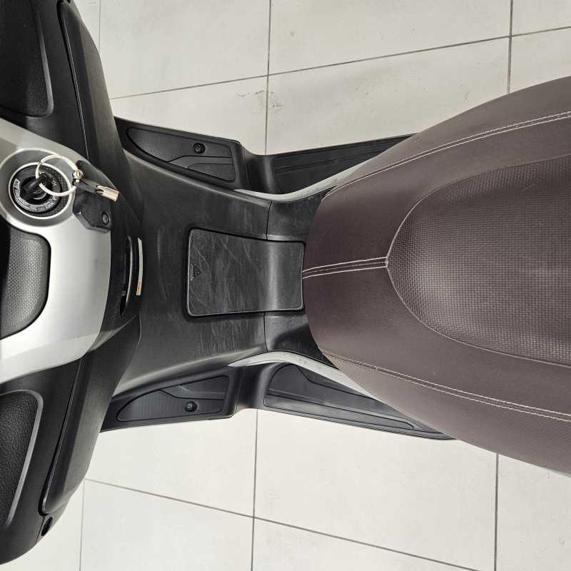 Yamaha X-Max 250 - 2010