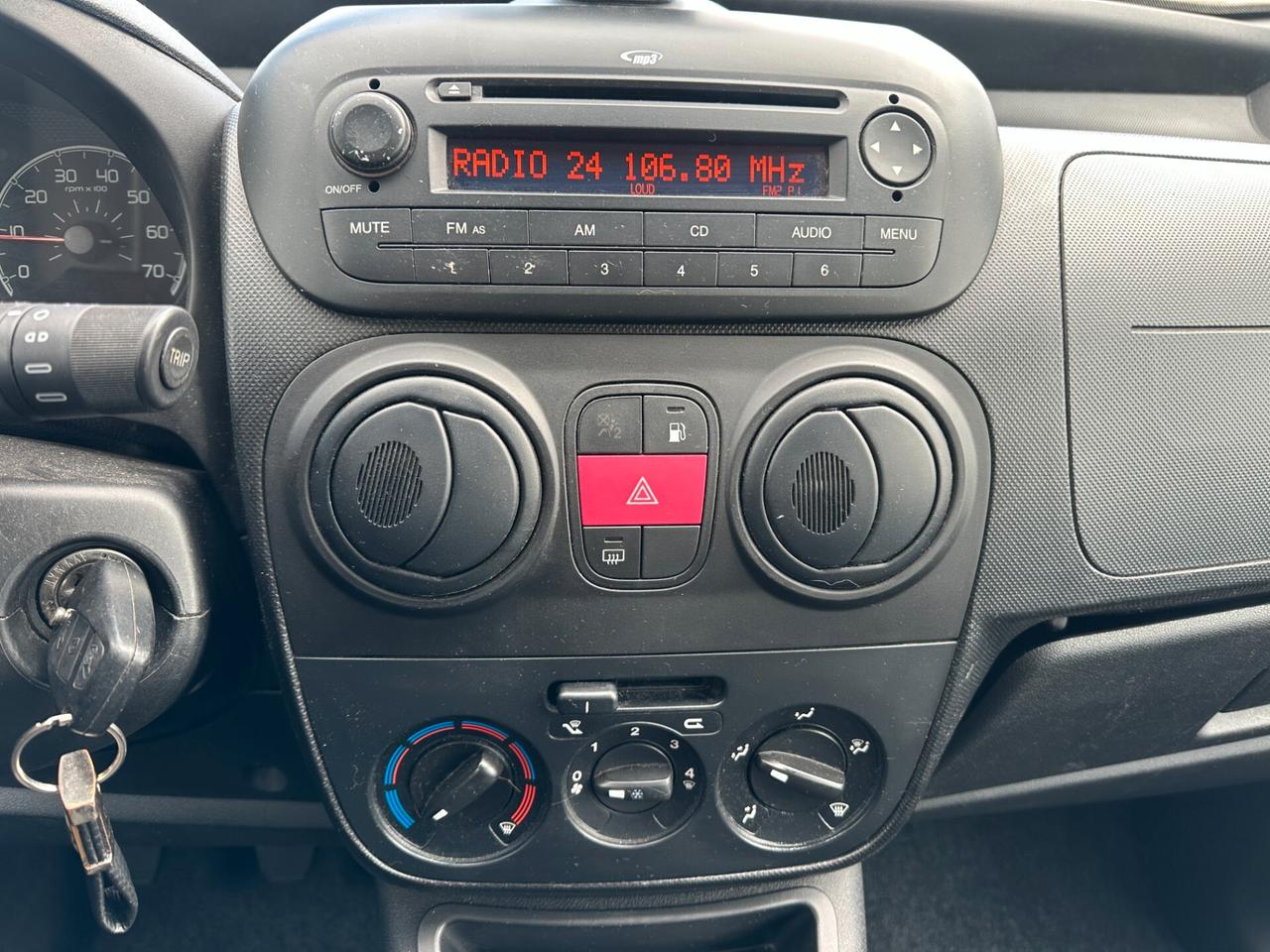 Fiat Qubo 1.4 8V 77 CV Active Natural Power