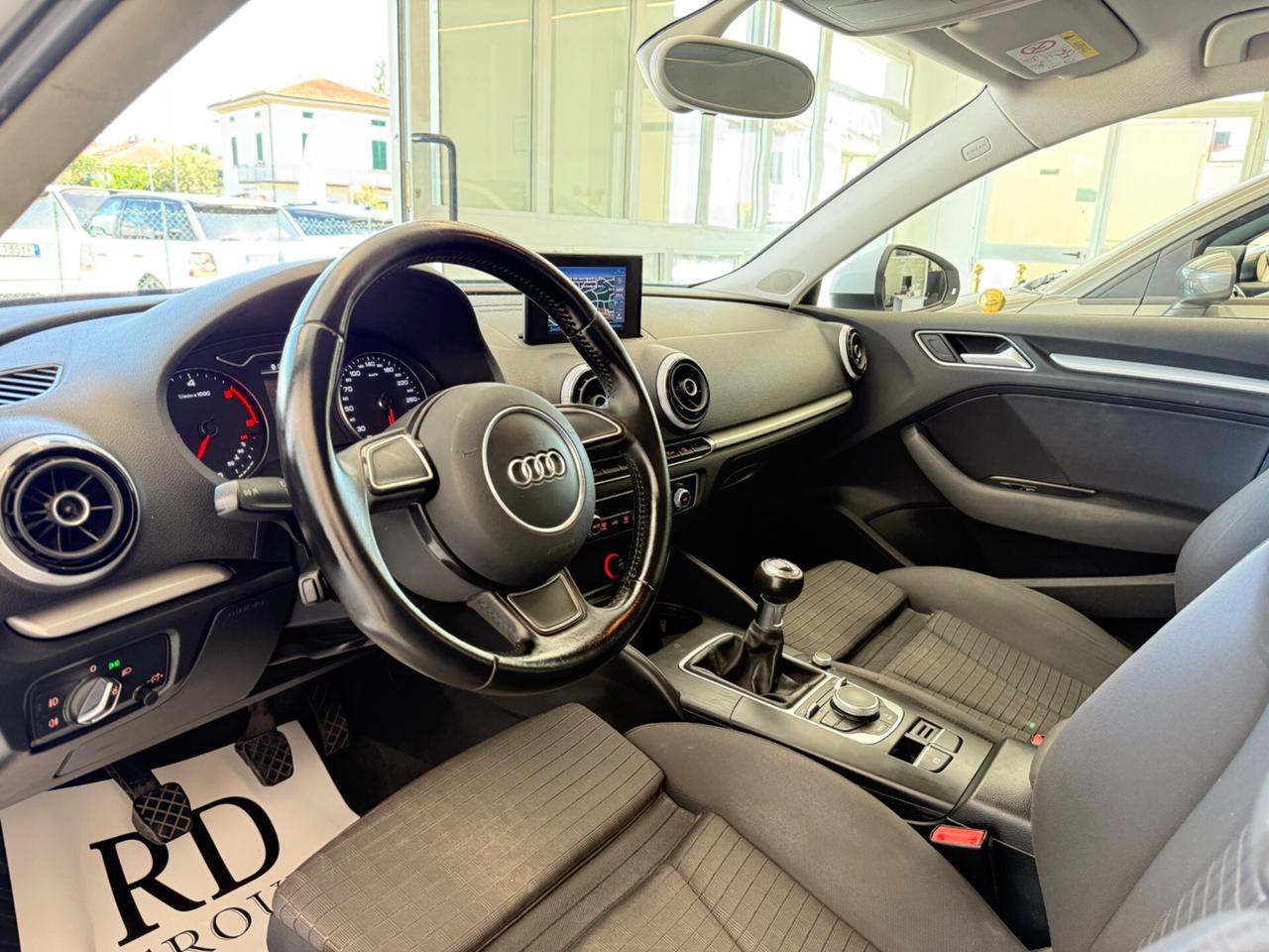 A3 Sportback 1.6 tdi Ambiente 105 cv okneopatentati