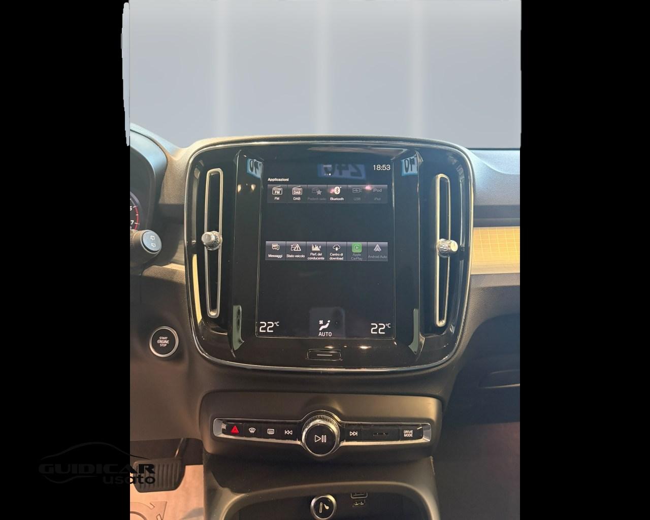 VOLVO XC40 - XC40 1.5 t2 Momentum Pro auto my21