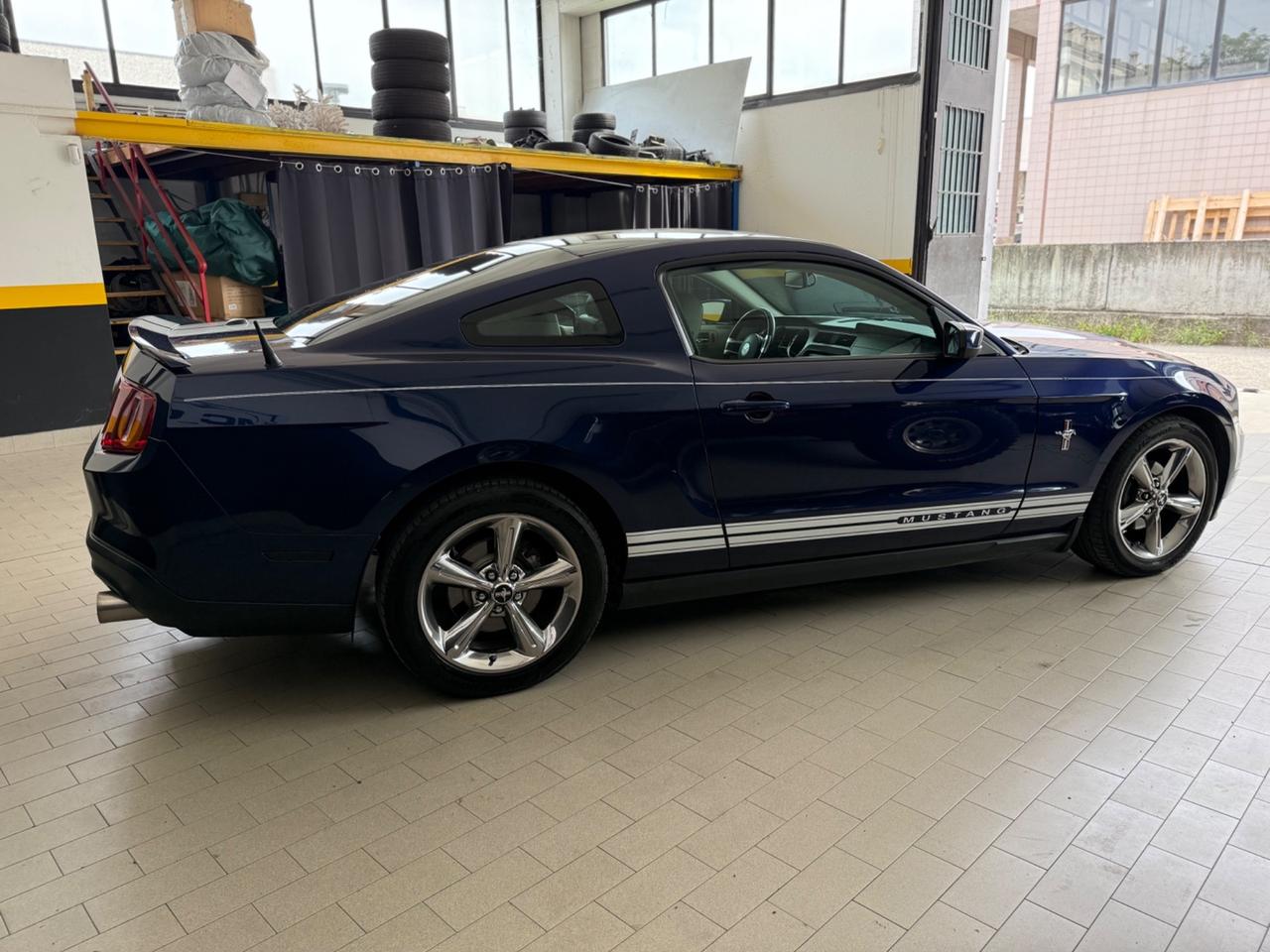 Ford Mustang 4.0 v6 no super bollo