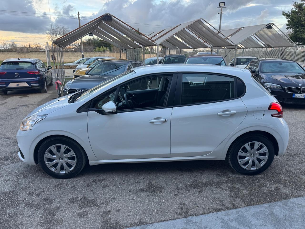 Peugeot 208 BlueHDi 100 5 porte Allure navi