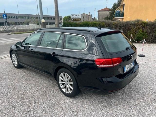 Volkswagen Passat Variant 1.6 Tdi 120 Cv Businessline Dsg