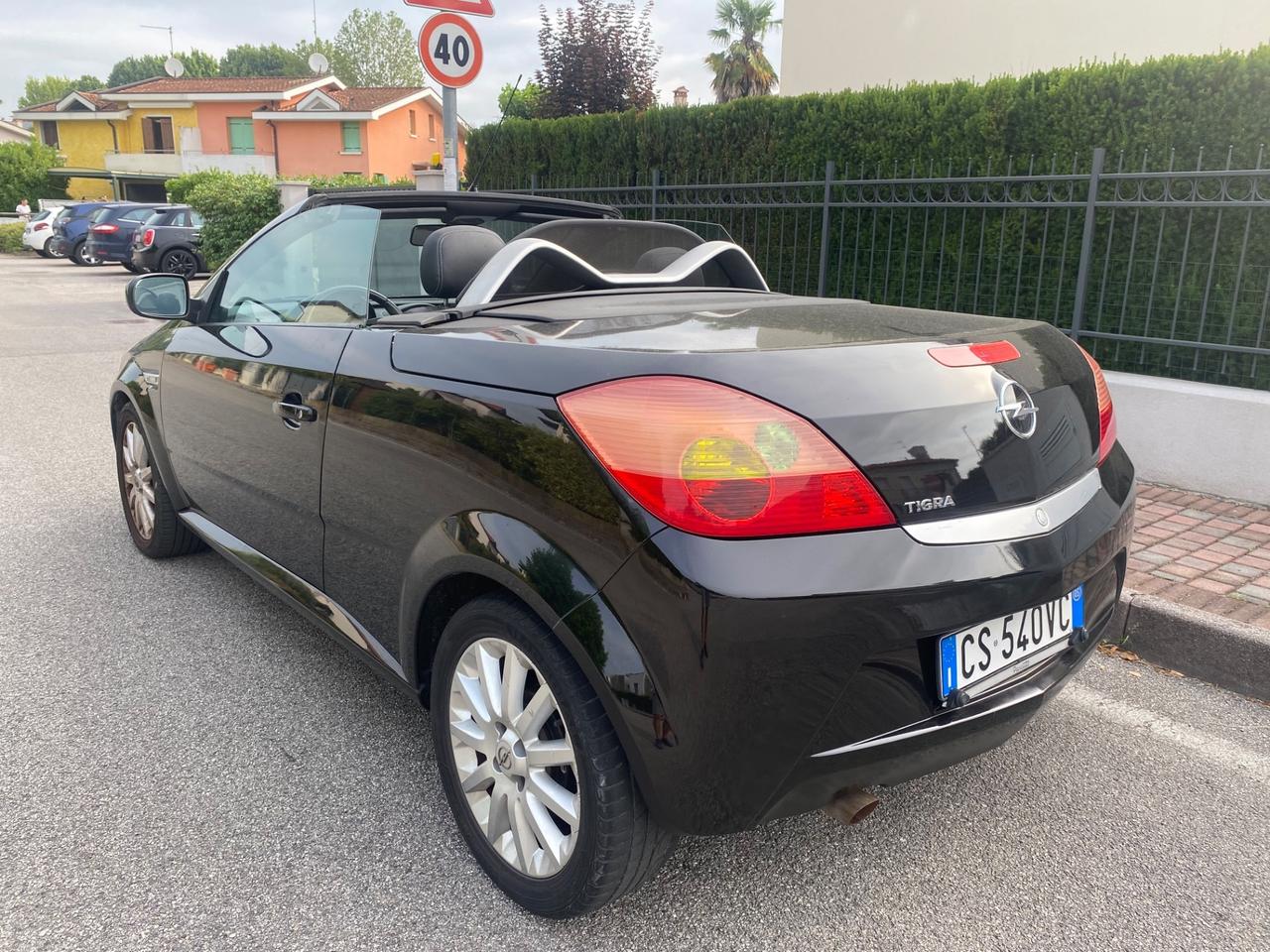Opel Tigra TwinTop 1.4 16V Sport