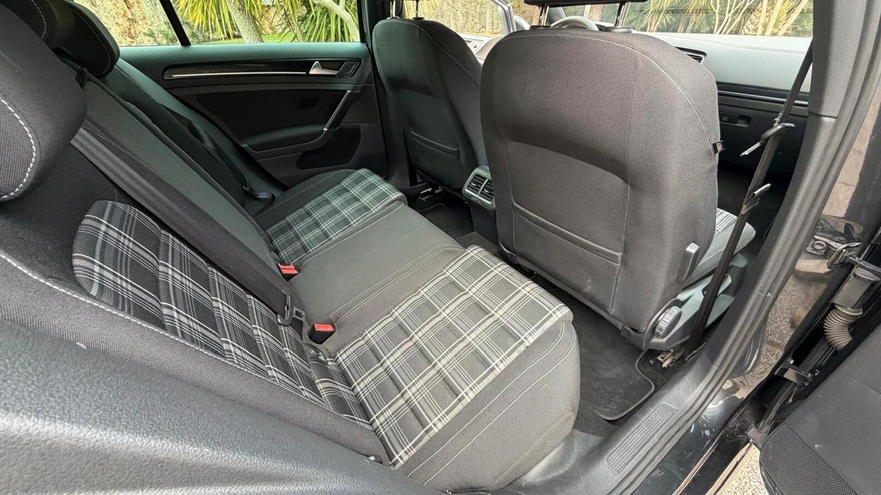 Volkswagen Golf GTI GTD 2.0 TDI 5p. BlueMotion Technology