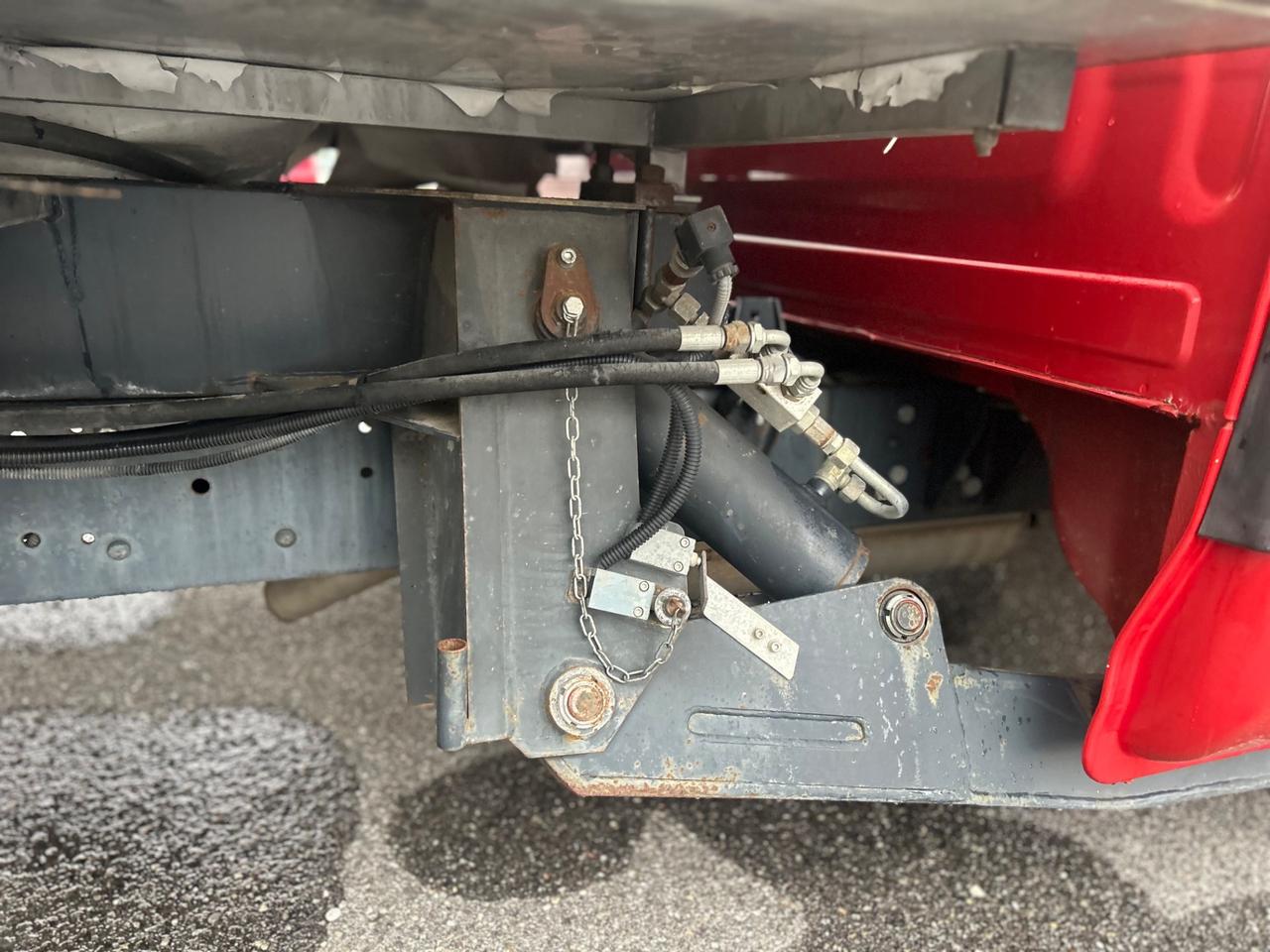 Iveco Daily 35C10 2.3 Hpi cabinato con Cestello elevatore