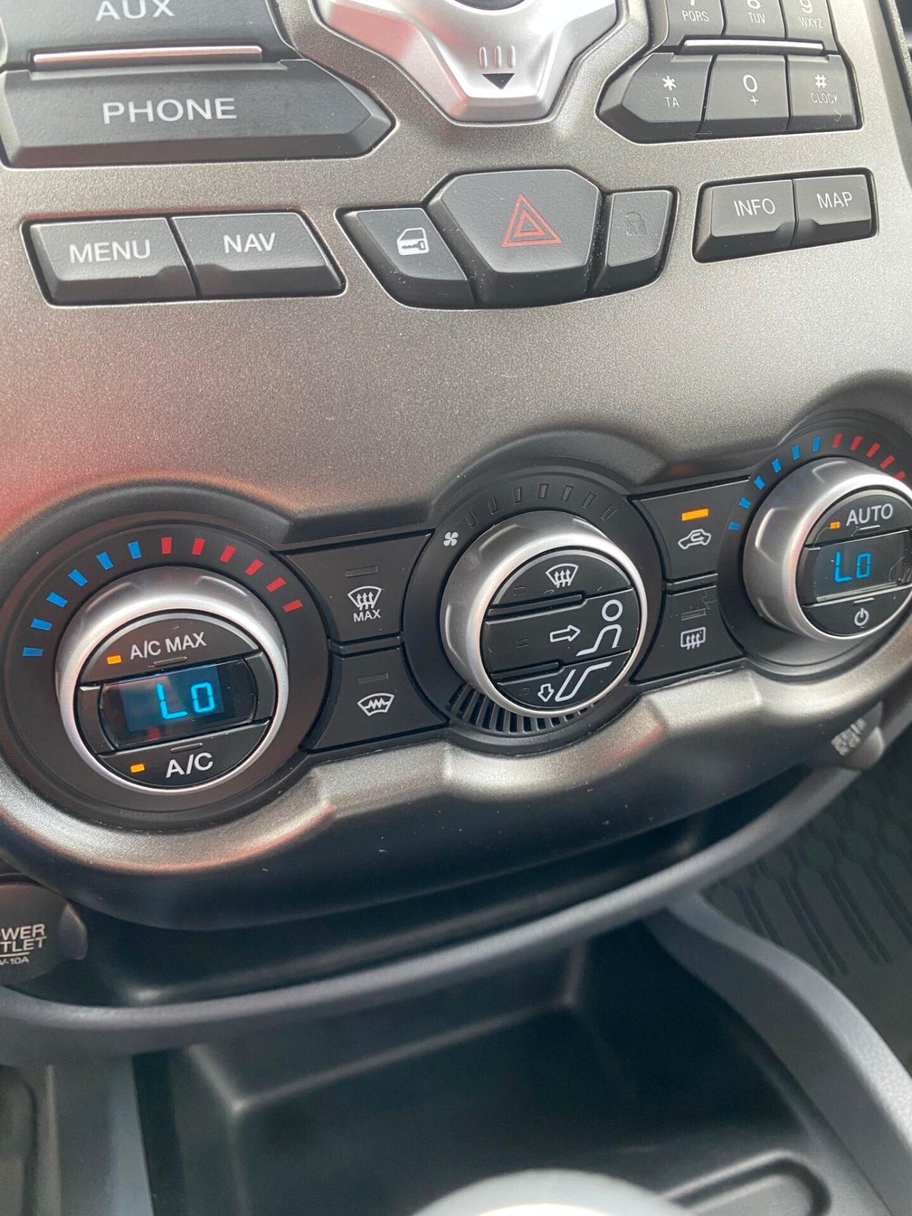 Ford Ranger 2.2 TDCi Doppia Cabina XLT 5pt. LIMITED