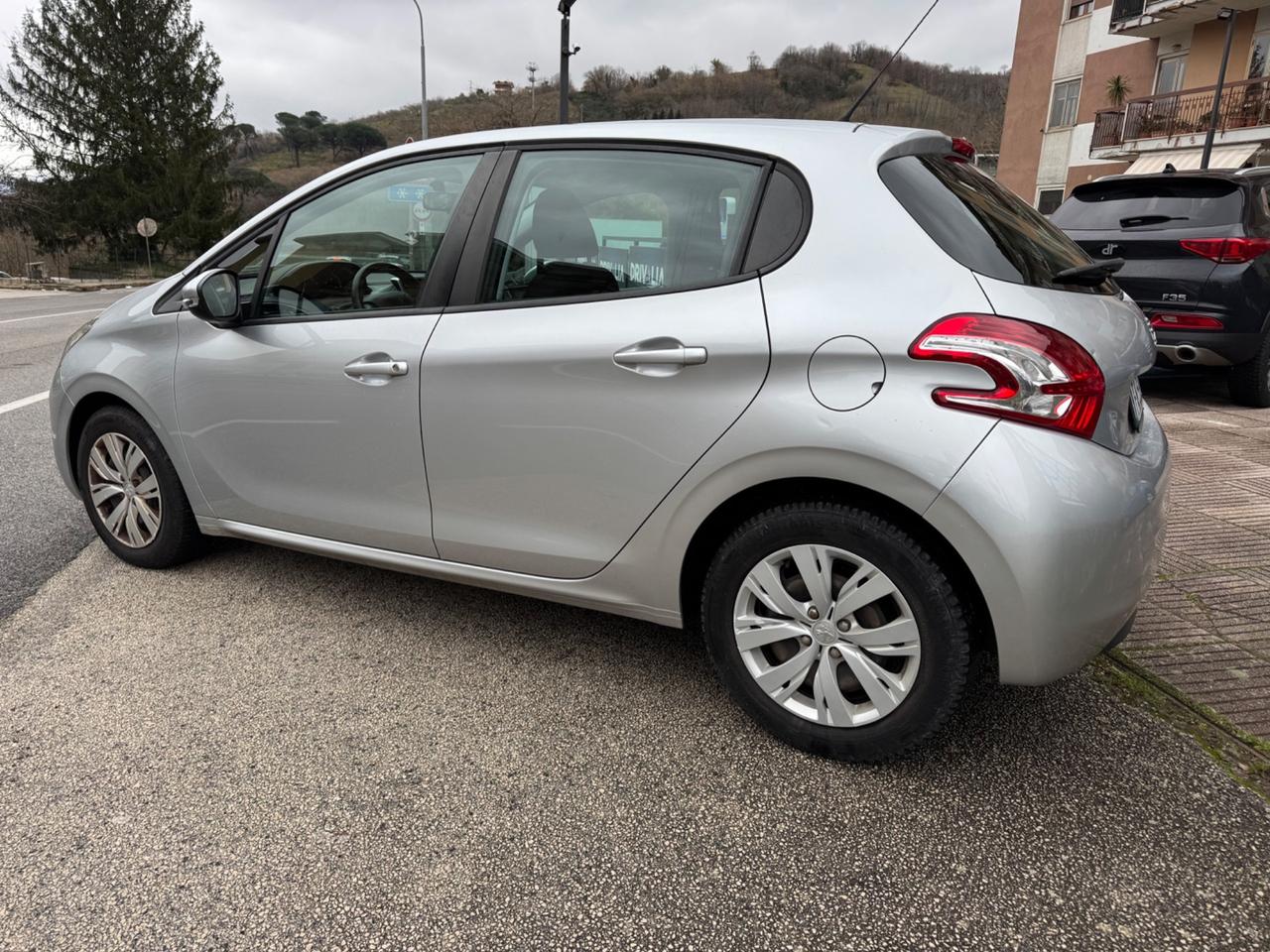 Peugeot 208 PureTech 82 5 porte Active