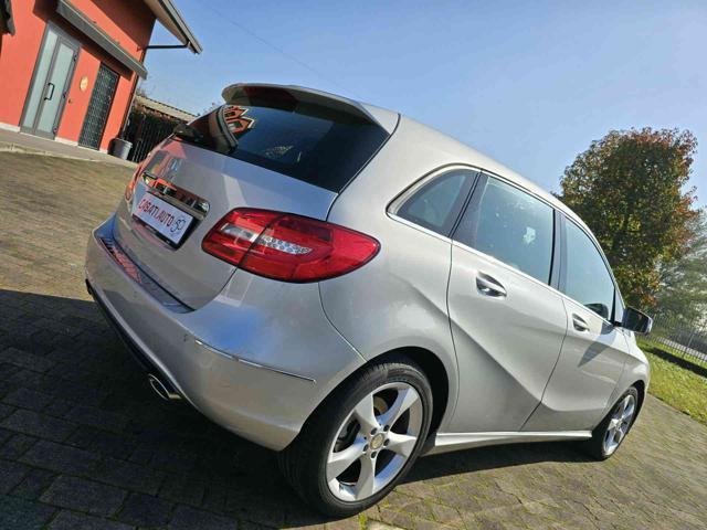 MERCEDES-BENZ B 200 Premium