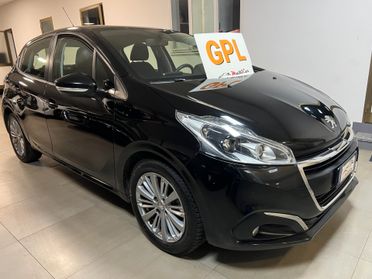 Peugeot 208 PureTech 82 5p. GPL Access