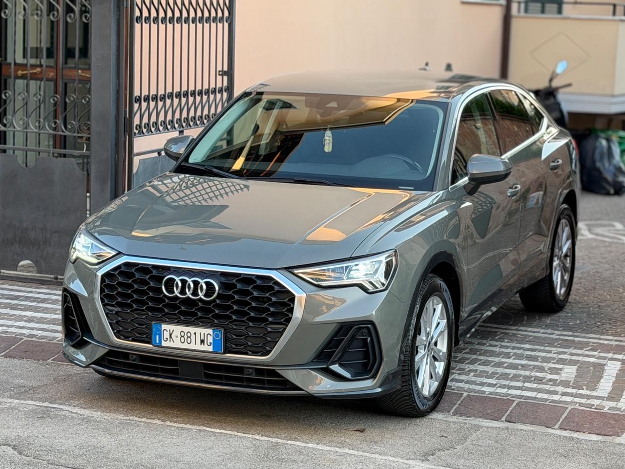 Audi Q3 35 TDI S tronic Business Advanced