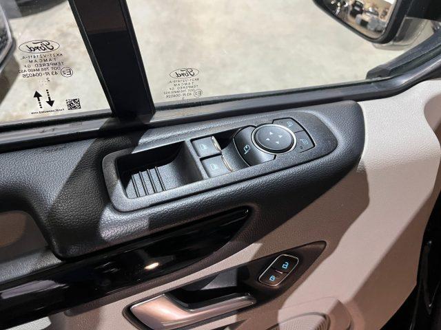 FORD Transit Custom TOURNEO 320 2.0 E.Blue 150CV PL Titanium 9 POSTI