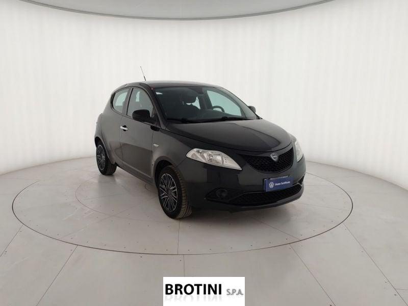 Lancia Ypsilon 1.2 69cv Start& Stop Gold
